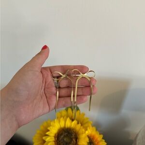 Bow Earrings